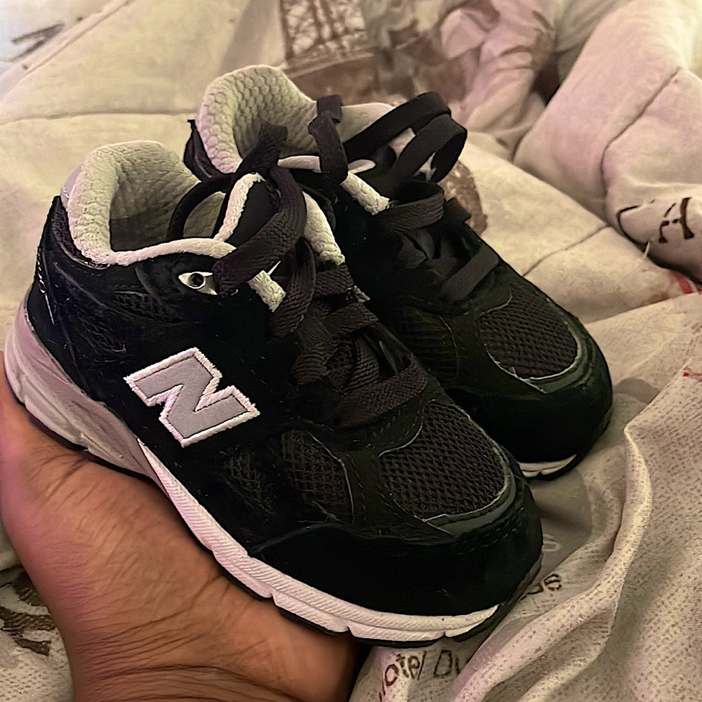 Toddlers 6C New Balance 990’s